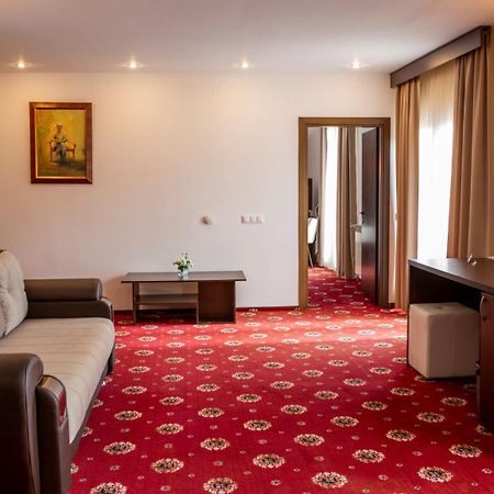Hotel La Dolce Vita Zărneşti Oda fotoğraf