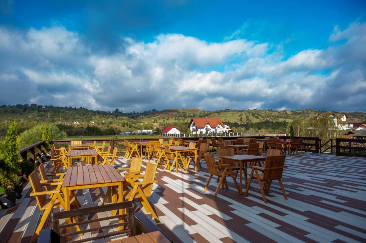 Hotel La Dolce Vita Zărneşti Dış mekan fotoğraf